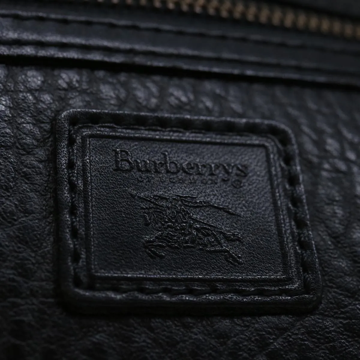 BURBERRYSs Clutch Bag Leather Black  yk11126