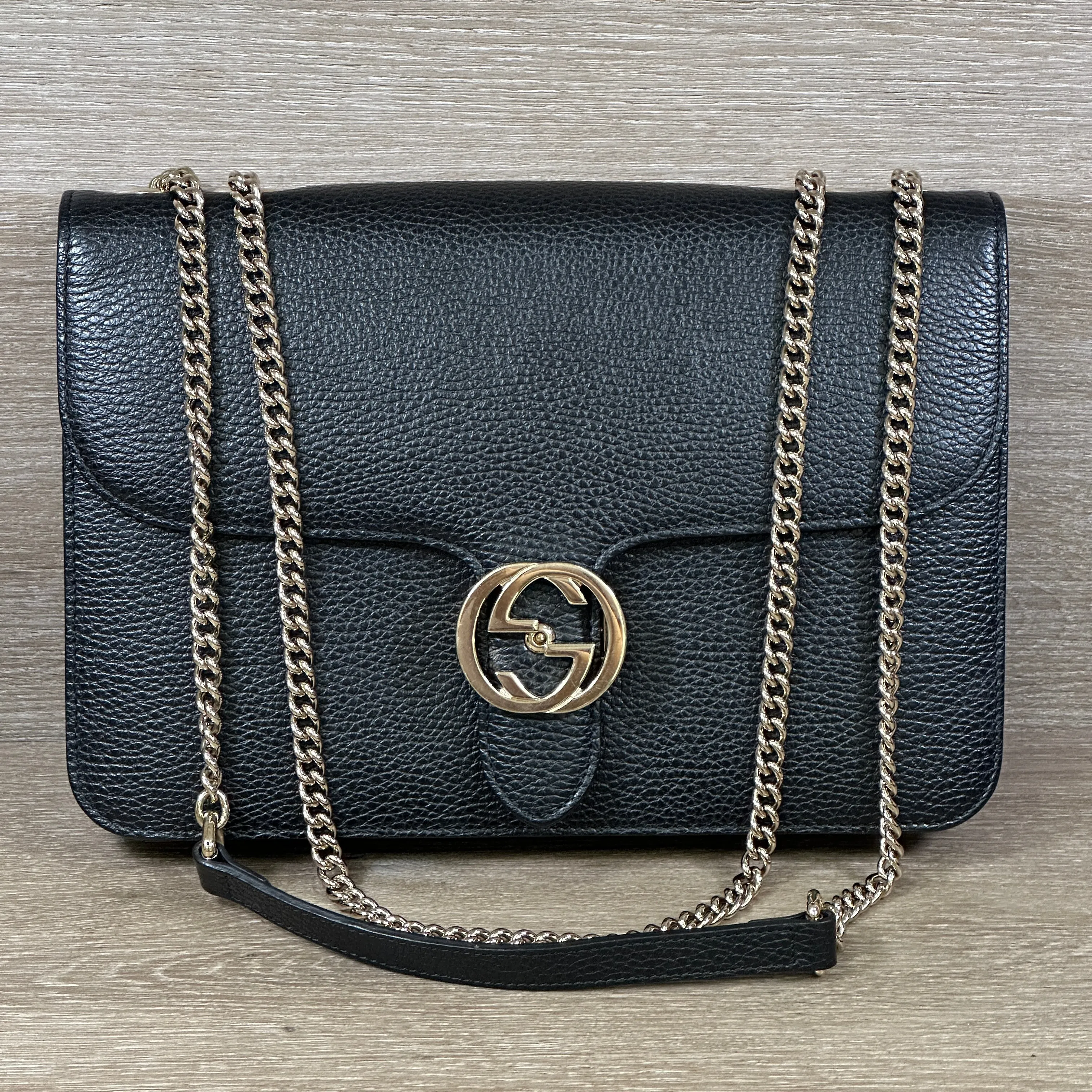 Gucci Medium Dollar Interlocking G Shoulder Bag - Black